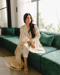 Yashma Gill feet photo 15