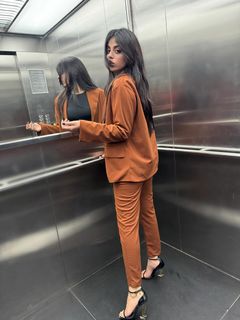 Yashma Gill feet photo 3