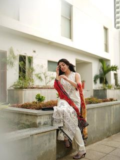 Yashma Gill feet photo 18