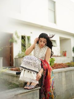 Yashma Gill feet photo 16