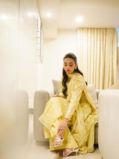 Yashma Gill feet photo 2