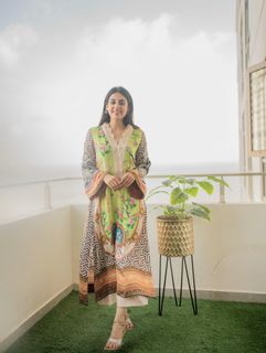 Yashma Gill feet photo 20
