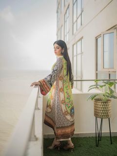 Yashma Gill feet photo 16