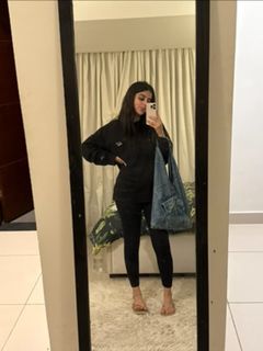 Yashma Gill feet photo 14