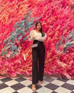 Yashma Gill feet photo 7