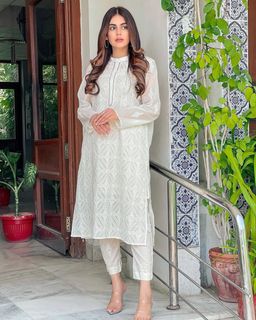 Yashma Gill feet photo 2