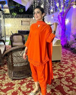 Yashma Gill feet photo 10