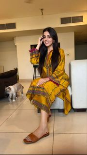 Yashma Gill feet photo 10