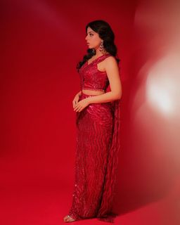 Yashma Gill feet photo 6