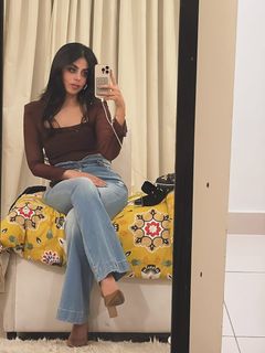 Yashma Gill feet photo 9