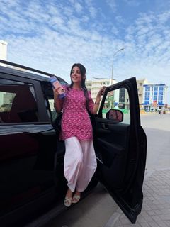 Yashma Gill feet photo 16