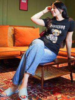 Yashma Gill feet photo 4