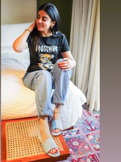 Yashma Gill feet photo 1