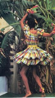 Yasmeen Ghauri feet photo 1