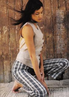 Yasmeen Ghauri feet photo 5