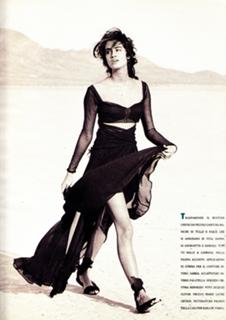 Yasmeen Ghauri feet photo 19