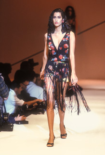 Yasmeen Ghauri feet photo 6