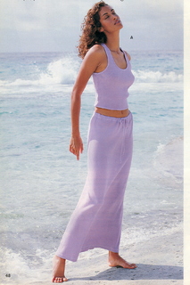Yasmeen Ghauri feet photo 8