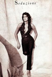Yasmeen Ghauri feet photo 3