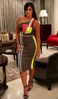 Yasmin Abdel Aziz feet photo thumbnail