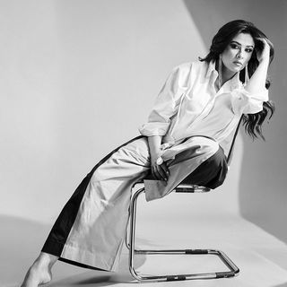 Yasmin Abdel Aziz feet photo thumbnail