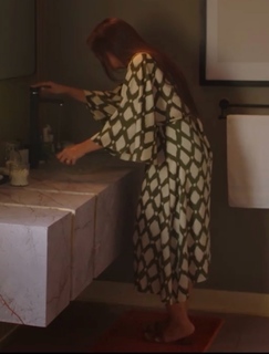 Yasmin Abdel Aziz feet photo thumbnail