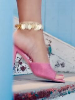 Yasmin Abdelaziz feet photo 5