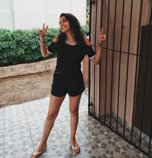 Yasmin Ali Yassine feet photo thumbnail