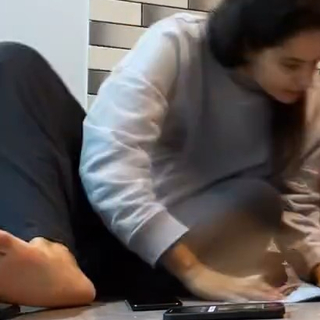 Yasmin Ali Yassine feet photo thumbnail