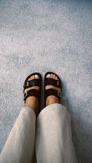 Yasmin Ali Yassine feet photo thumbnail