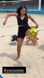 Yasmin Ali Yassine feet photo thumbnail