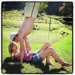 Yasmin Brunet feet photo thumbnail