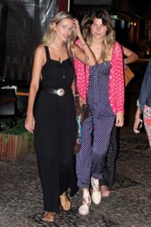 Yasmin Brunet feet photo thumbnail