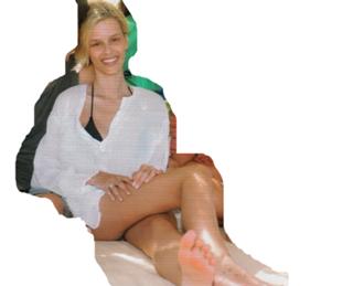 Yasmin Brunet feet photo thumbnail