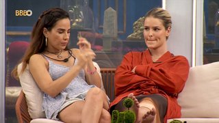 Yasmin Brunet feet photo thumbnail