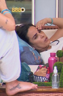 Yasmin Brunet feet photo thumbnail