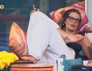 Yasmin Brunet feet photo thumbnail