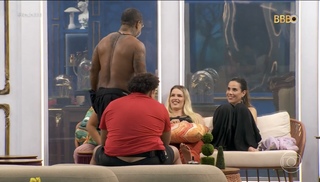 Yasmin Brunet feet photo thumbnail