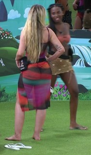 Yasmin Brunet feet photo thumbnail