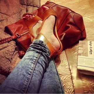 Yasmin Khatib feet photo 12