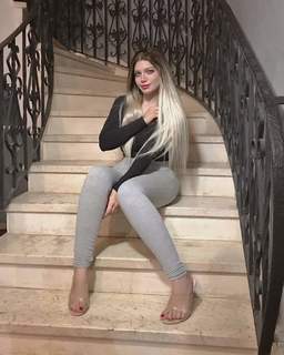 Yasmin Khatib feet photo 3