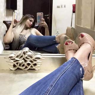 Yasmin Khatib feet photo 13