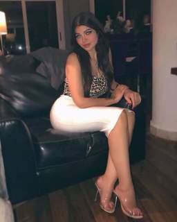 Yasmin Khatib feet photo 12