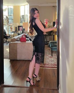 Yasmin Khatib feet photo 18