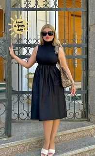 Yasmin Khatib feet photo 14