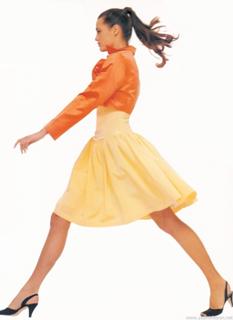 Yasmin Le Bon feet photo 15