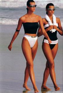 Yasmin Le Bon feet photo 13