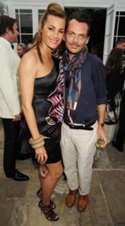 Yasmin Le Bon feet photo 4