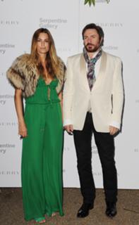 Yasmin Le Bon feet photo 18