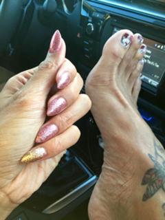 Yasmin Lee feet photo thumbnail